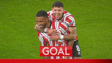 'Campbell is loving life in stripes' | Sheffield Utd double their lead