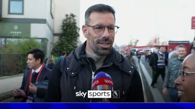 'I can't wait to start!' | Van Nistelrooy arrives at the Gtech 