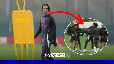 He's back! Yoro given interesting return to Man Utd training!