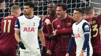 Mats Hummels scored late on to secure a draw at Tottenham Hotspur in the Europa League