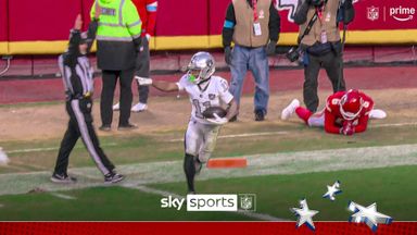 Raiders with a 58-yard 'blast from the past' touchdown!