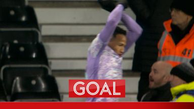 Ronald or Ronaldo? | Swansea man hits the 'Siuuu' after goal!