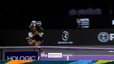 'What a shot!' | Sabalenka's spectacular running forehand