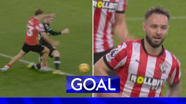 Armstrong brings Southampton level after DUBIOUS pen decision!