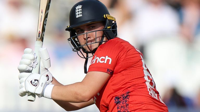 Alice Capsey, T20 international cricket, England (PA Images)