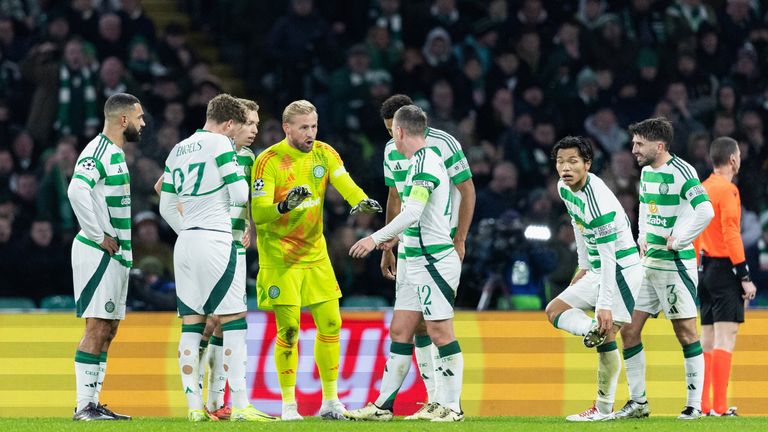 GLASGOW, SCOTLAND - NOVEMBER 27: Celtic players huddle up after Cameron Carter-Vickers scores an own goal to make it 1-0 during a UEFA Champions League 2024/25 League Phase MD5 match between Celtic and Club Brugge at Celtic Park, on November 27, 2024, in Glasgow, Scotland. (Photo by Ross MacDonald / SNS Group)