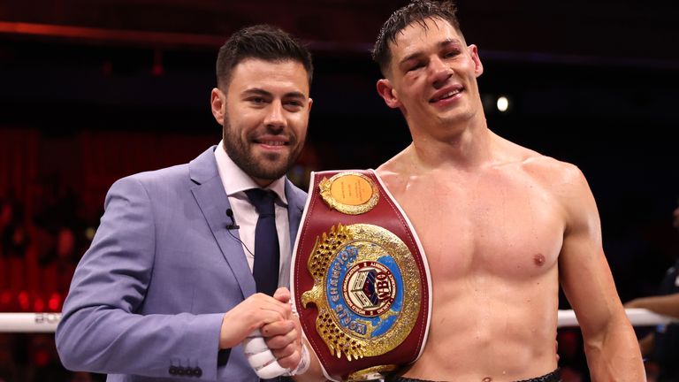 Cruiserweight world champion Chris Billam-Smith (R) and promoter Ben Shalom