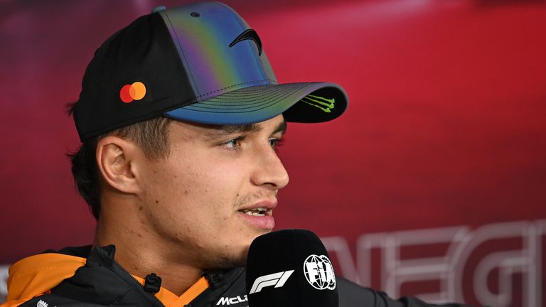 STREETS OF LAS VEGAS, UNITED STATES OF AMERICA - NOVEMBER 20: Lando Norris, McLaren F1 Team, in the Press Conference during the Las Vegas GP at Streets of Las Vegas on Wednesday November 20, 2024, United States of America. (Photo by Sam Bagnall / LAT Images)