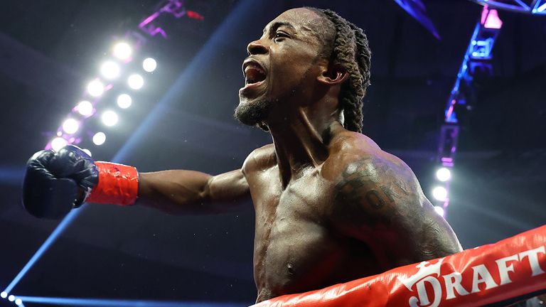 Keyshawn Davis celebrates his win over Gustavo Lemos (credit: Mikey Williams/Top Rank)