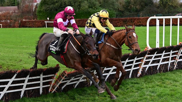 Punchstown 11-24-24. BERFEREDYSAHEAD & JACK KENNEDY (Maroon) won the first grade from the State & Paul Townend (Yellow). (Photo Healy Racing)