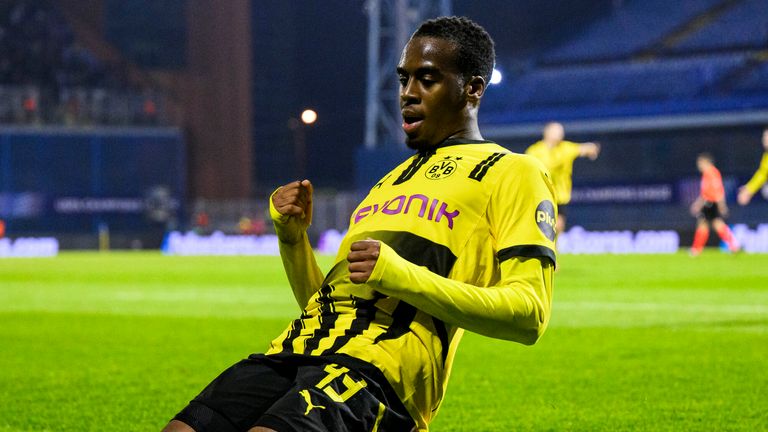 Jamie Gittens celebrates his goal for Borussia Dortmund