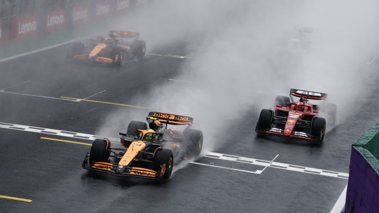 AUT..DROMO JOS.. CARLOS PACE, BRAZIL - NOVEMBER 03: Lando Norris, McLaren MCL38, leads Charles Leclerc, Ferrari SF-24, and Oscar Piastri, McLaren MCL38 during the Brazilian GP at Aut..dromo Jos.. Carlos Pace on Sunday November 03, 2024 in Sao Paulo, Brazil. (Photo by Zak Mauger / LAT Images)