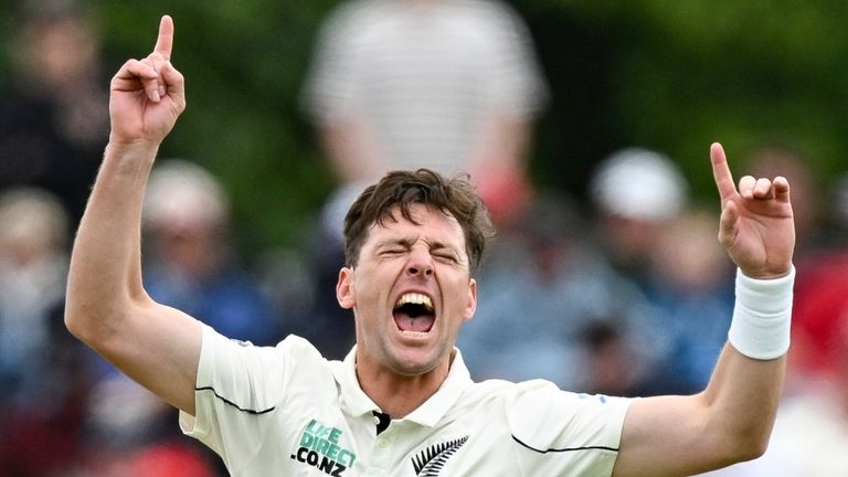 New Zealand's Matt Henry, Test cricket (Associated Press)