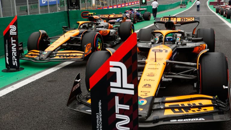 AUT..DROMO JOS.. CARLOS PACE, BRAZIL - NOVEMBER 01: Sprint Pole man Oscar Piastri, McLaren MCL38, parks his car in Parc Ferme during the Brazilian GP at Aut..dromo Jos.. Carlos Pace on Friday November 01, 2024 in Sao Paulo, Brazil. (Photo by Steven Tee / LAT Images)