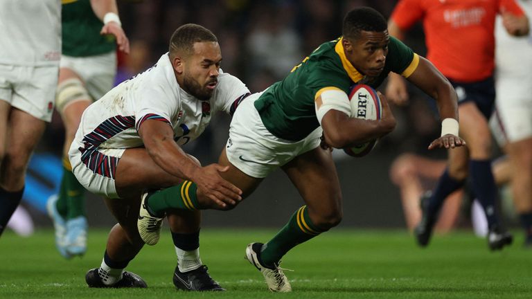 Grant Williams scores a try for South Africa at Twickenham