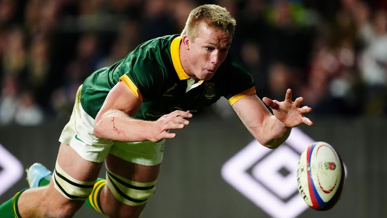 Pieter-Steph du Toit scores South Africa's second try against England