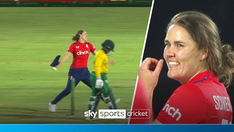 England's Nat Sciver-Brunt managed to juggle her towel before accidentally throwing it when trying to bowl.