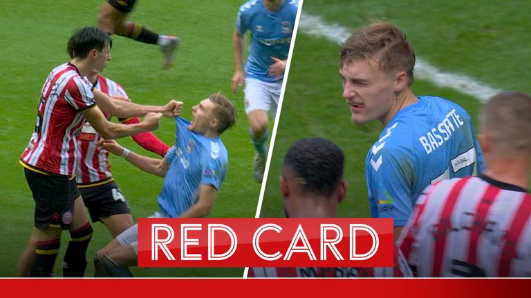 Sheffield Utd's Anel Ahmedhodzic sent off against Coventry