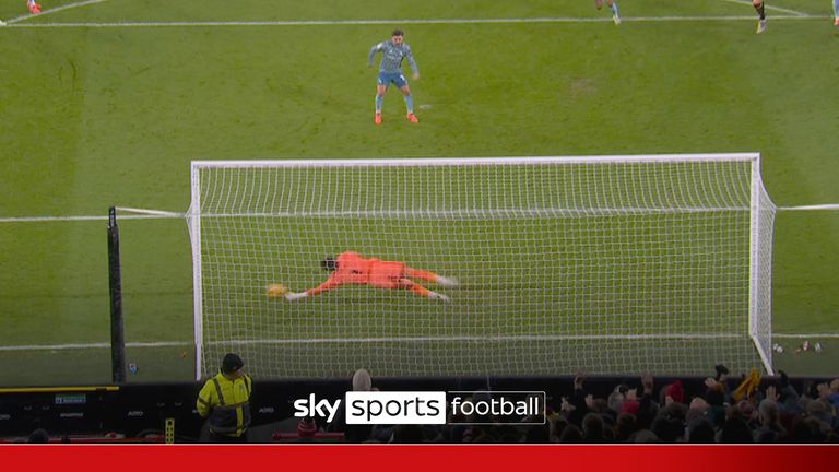 Sheffield Utd's Michael Cooper saves pen