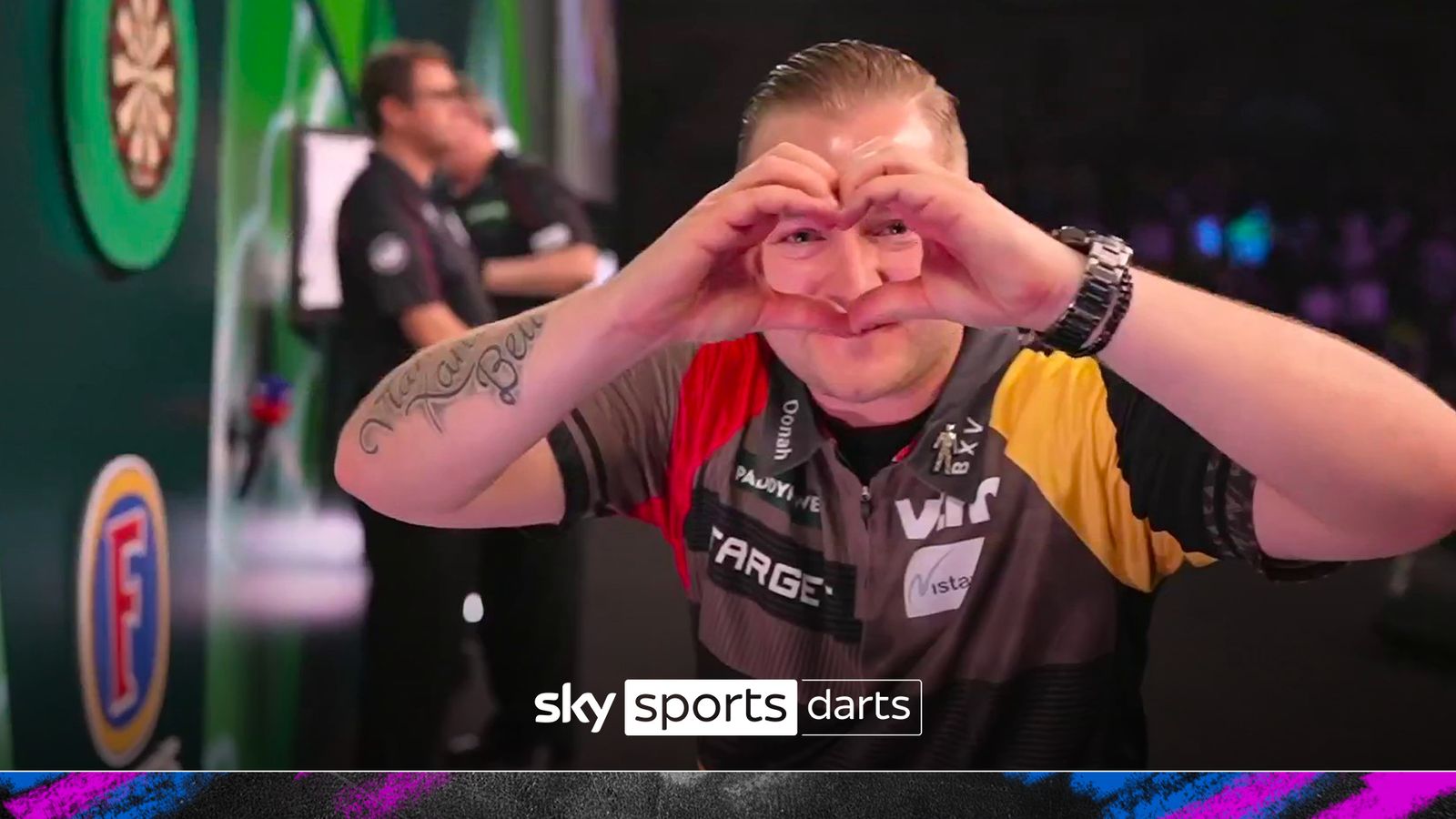 https://e0.365dm.com/24/12/1600x900/skysports-darts-wdc_6783794.jpg?20241222231402