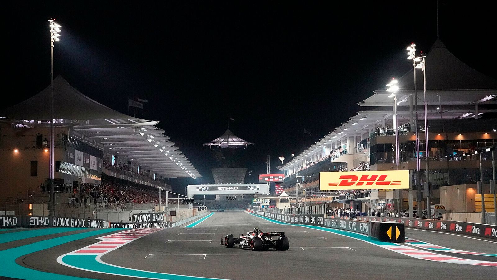 Calendario del GP de Abu Dhabi: hora del Reino Unido, cuándo ver el último fin de semana de F1 en vivo en Sky Sports mientras McLaren y Ferrari luchan por el Campeonato de Constructores | Noticias F1