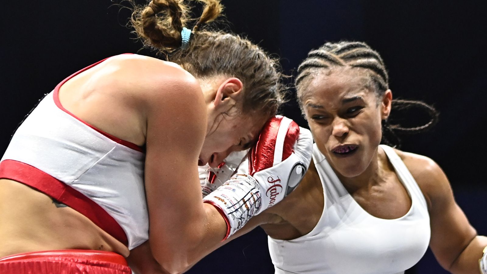 Natasha Jonas vence a Ivana Habazin en Liverpool para preparar el choque de Lauren Price en 2025 | Noticias del boxeo