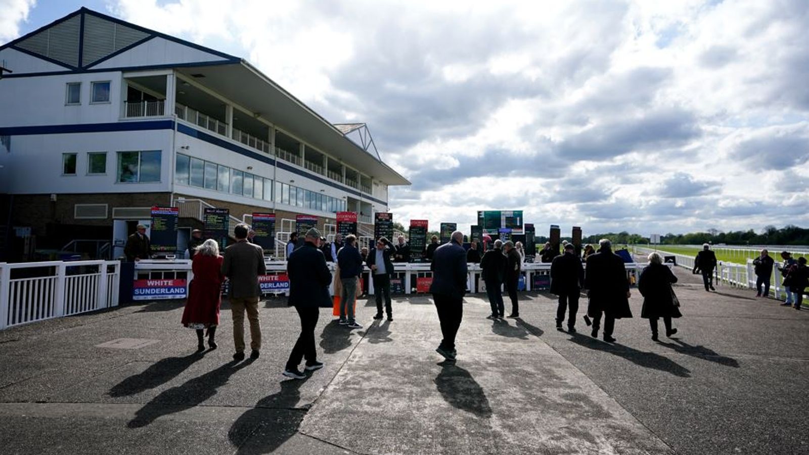 Today on Sky Sports Racing: Jumps action returns to Windsor | Racing News