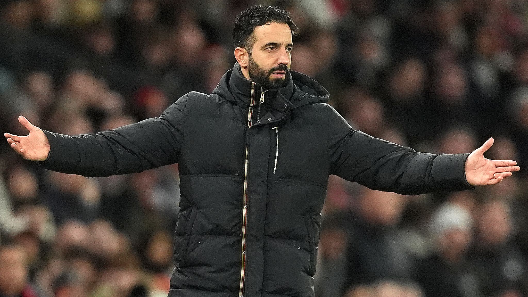 روبن أموريم يؤكد على إمكانية هبوط مانشستر يونايتد في الدوري الإنجليزي