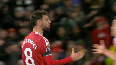 Goal B Fernandes (61) Manchester Utd 2 - 3 Nottm Forest