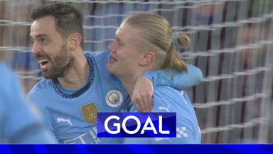 'The smile is BACK!' | Haaland doubles Man City's lead!