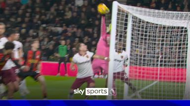 'Clever effort...good save!' | Evanilson header forces Fabianski save