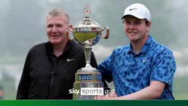 MacIntyre retells 'special' winning moment with caddie dad Dougie