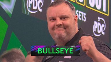 'What a way to start!' | Joyce takes out 126 with bullseye in first leg