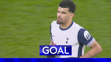 Solanke's smart half-volley adds a third for Spurs!