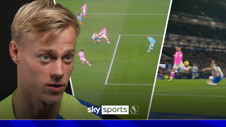 Jan Paul van Hecke gives his take on the disallowed Southampton goal.