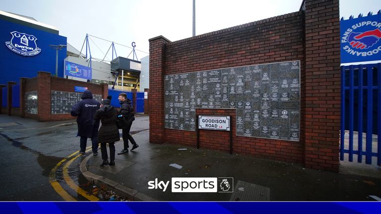 Pemandangan umum di luar Goodison Park, Liverpool. Derby Merseyside antara Everton dan Liverpool ditunda karena Badai Darragh. Tanggal gambar: Sabtu 7 Desember 2024.