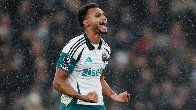 Newcastle United's Jacob Murphy celebrates scoring their side's second goal of the game