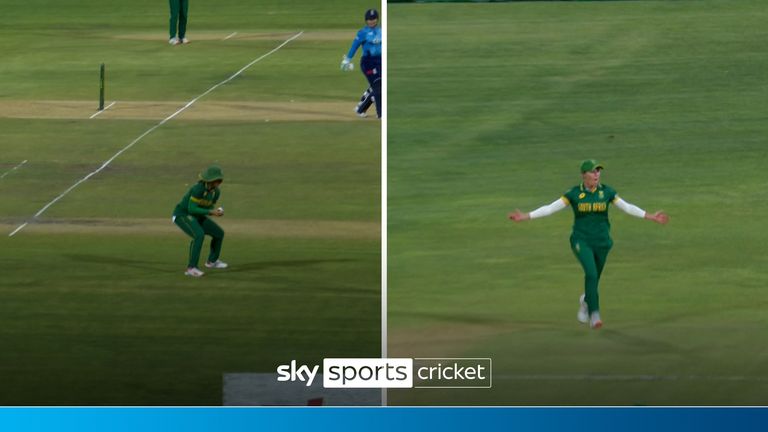 Watch Marizanne Kapp claims two wickets for South Africa in the first over against England. 