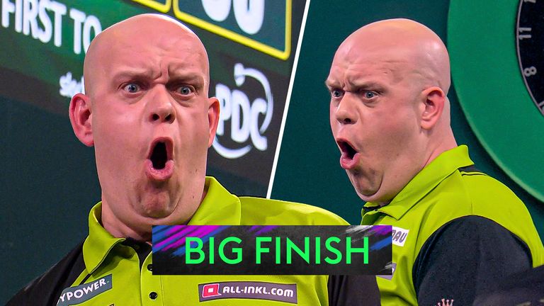 Reaksi Michael van Gerwen dalam pertandingan melawan Brendan Dolan