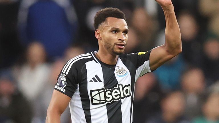 Jacob Murphy salutes the home fans after putting Newcastle 1-0 up against Leicester