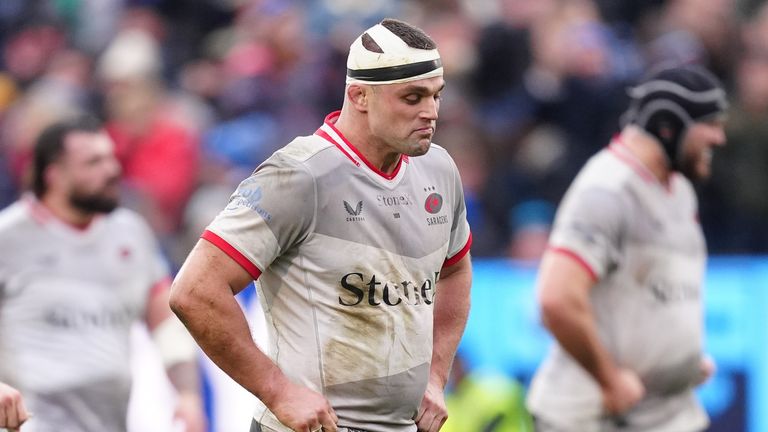 Saracens' Ben Earl looks dejected after Saracens concede their tenth try against Bath