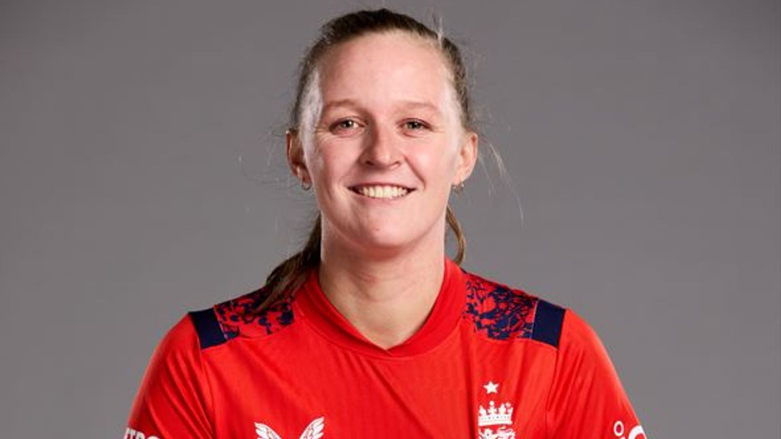 https://e0.365dm.com/25/01/1600x900/skysports-lauren-filer-england_6794498.jpg?20250108150817