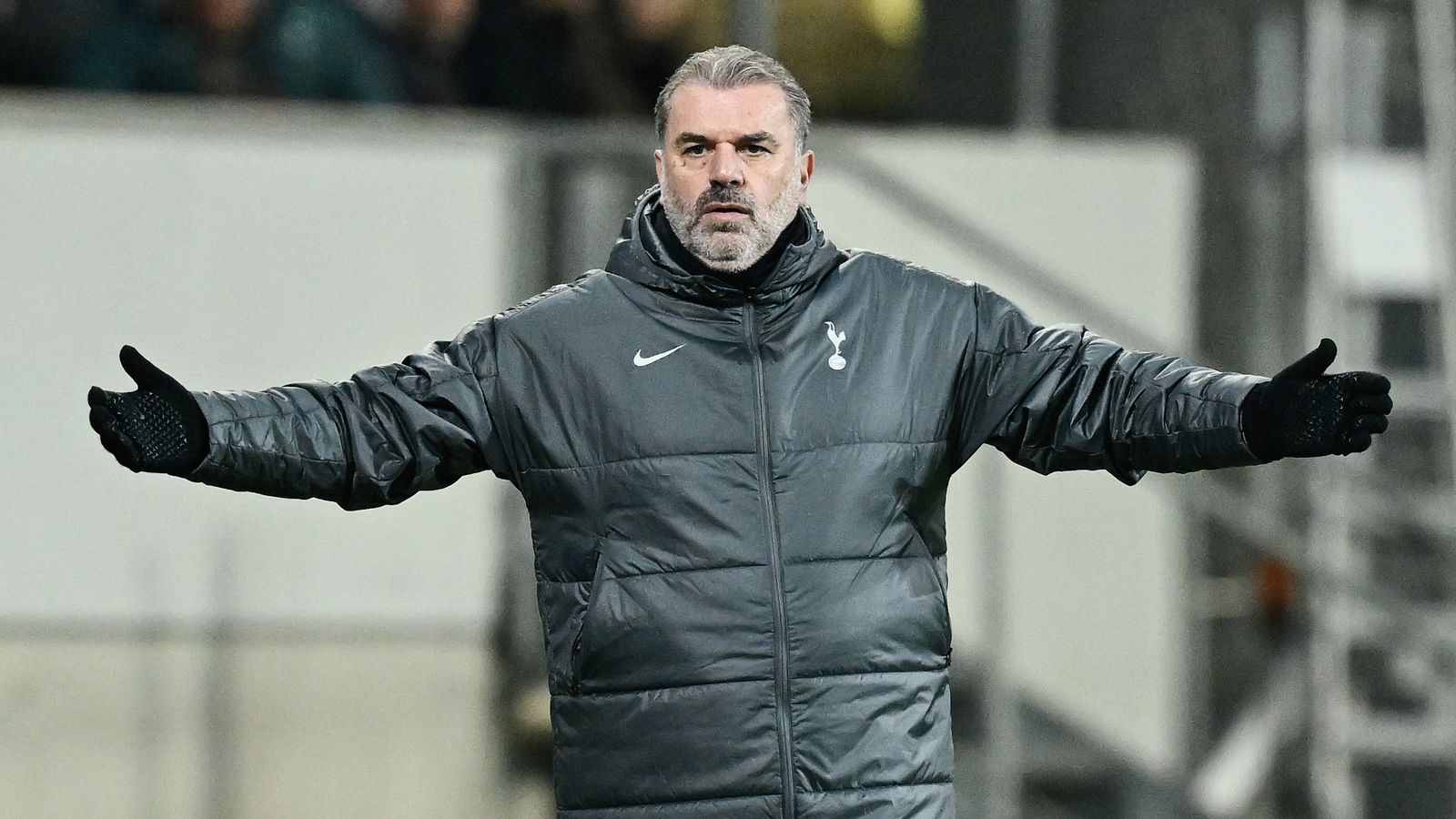 https://e0.365dm.com/25/01/1600x900/skysports-tottenham-postecoglou_6808748.jpg?20250123204353