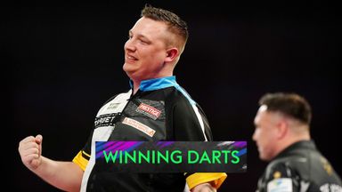 'What a way to do it!' | Dobey converts match dart in style!