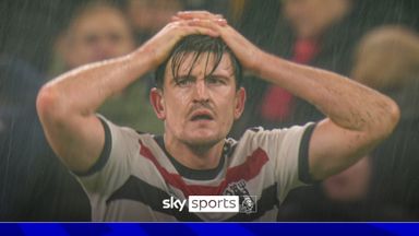 'OH NO!' | HUGE miss for Maguire in final seconds