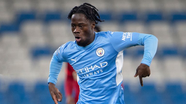 MANCHESTER, ENGLAND - MARCH 20: Darko Gyabi of Manchester City in action during the Premier Lague 2 match between Manchester City U23 and Liverpool U23 at Etihad Stadium on March 20, 2022 in Manchester, England. (Photo by Visionhaus/Getty Images) *** Local Caption *** Darko Gyabi