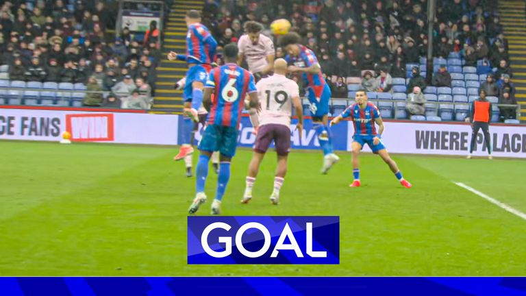 Crystal Palace v Brentford: Kevin Schade sends in powerful header to extend Brentford&#39;s lead