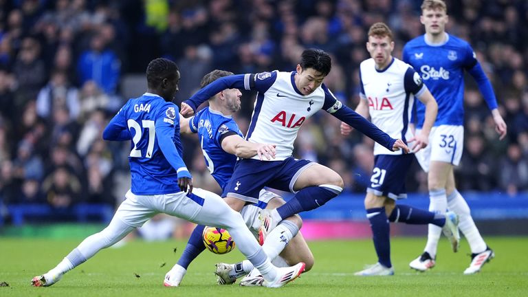 Everton's Idrissa Gueye and James Tarkowski interfere with Tottenham's Heung-Min Son 