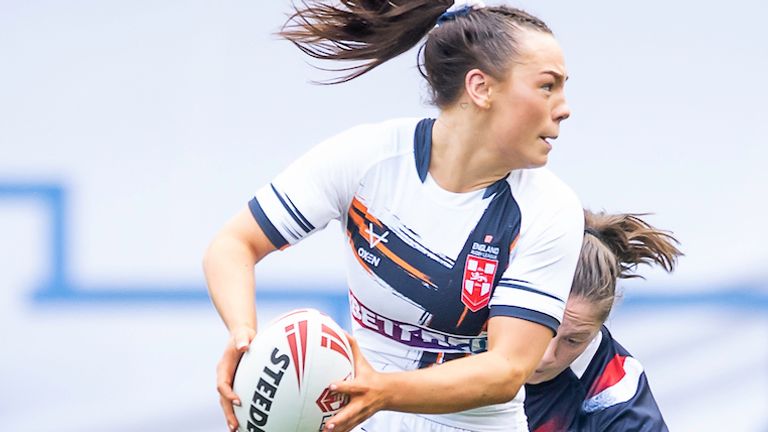 Gambar oleh Allan McKenzie/swpix.com - 29/04/2023 - Rugby League - Rugby League Mid -season International - Wanita Inggris v Wanita Prancis - Stadion Halliwell Jones, Warrington, Inggris - Holllie -Mae Dodd.