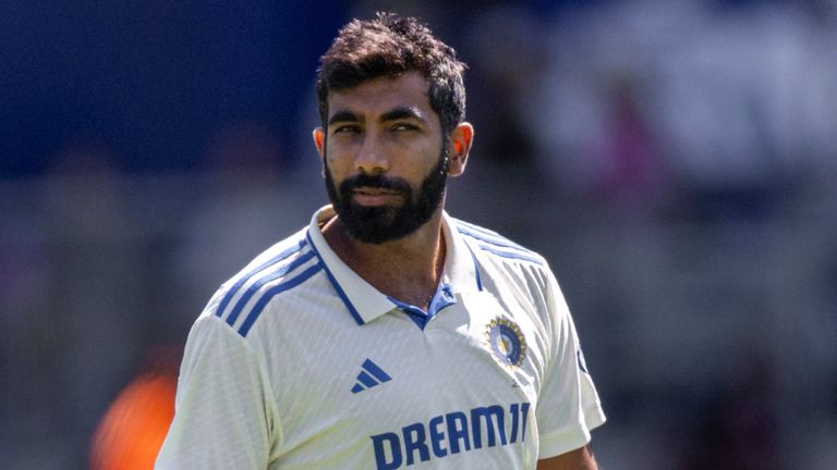 SYDNEY, AUSTRALIA - JANUARY 04: Jasprit Bumrah of India at the bowling run-up during day two of the fifth NRMA Insurance Test match of Border Gavaskar trophy between Australia and India at the Sydney Cricket Ground on January 04, 2025 in Sydney, Australia. (Photo by Santanu Banik/Speed Media/Icon Sportswire) (Icon Sportswire via AP Images)